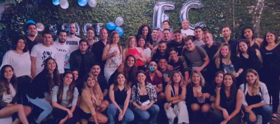 Foto grupal de space guru